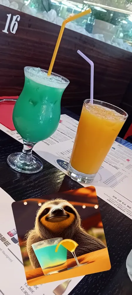 Cocktail Royal Blue Ss Alcool Et Tequila Sunrise